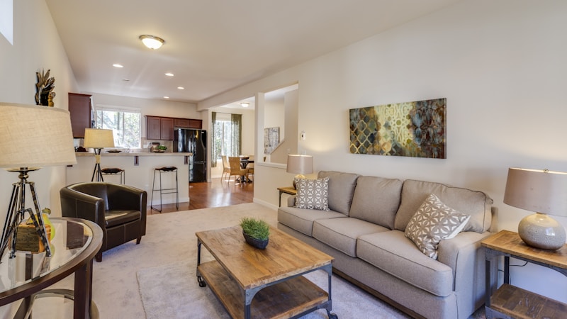 Comment comparer les devis de construction efficacement